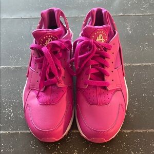 Custom Air Huarache Nike Fuschia Sneakers